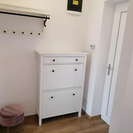 Kapitany Apartman Apartment