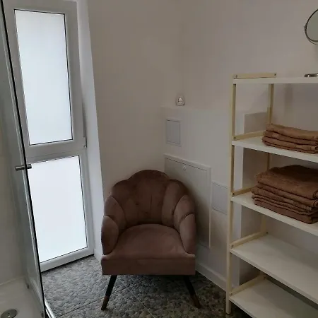 דירה Kapitany Apartman