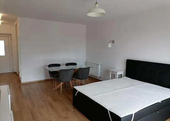 Apartament Kapitany Apartman *
